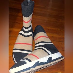 Burberry Unisex Vintage Check Sock Sneakers